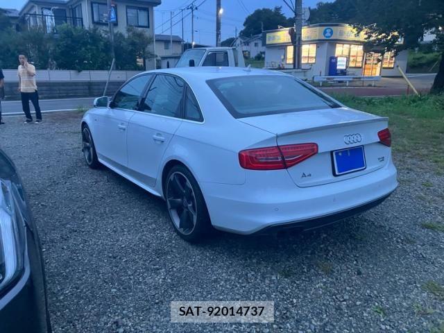 Audi A4 2013-12 8848266-8