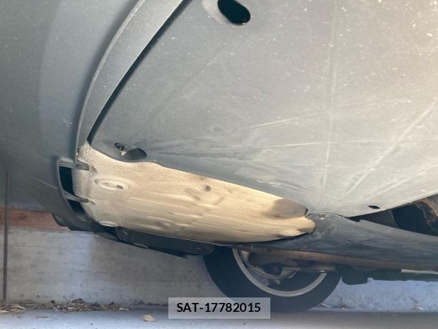 Audi A4 2013-09 8878730-21