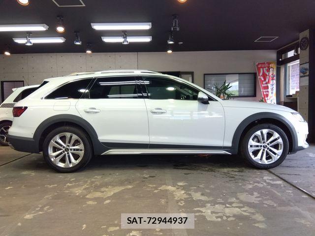 Audi A4 ALLROAD QUATTRO 2022-05 1427628-3