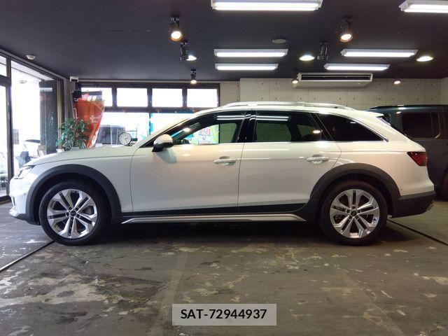 Audi A4 ALLROAD QUATTRO 2022-05 1427628-4