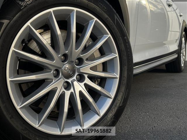 Audi A4 ALLROAD QUATTRO 2018-05 1692421-9