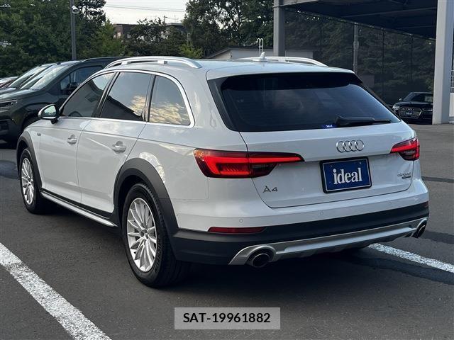 Audi A4 ALLROAD QUATTRO 2018-05 1692421-6