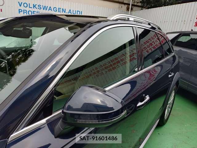 Audi A4 ALLROAD QUATTRO 2018-05 7615051-5