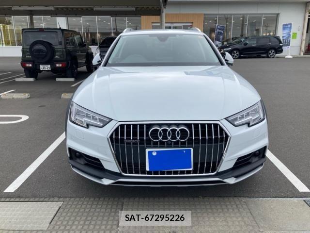 Audi A4 ALLROAD QUATTRO 2018-03 8878731-1