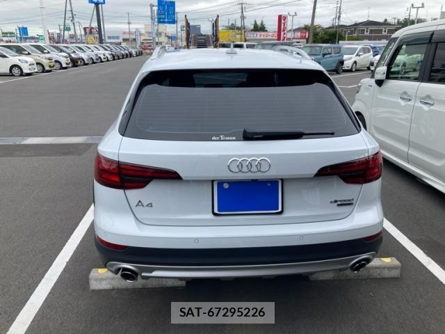 Audi A4 ALLROAD QUATTRO 2018-03 8878731-4