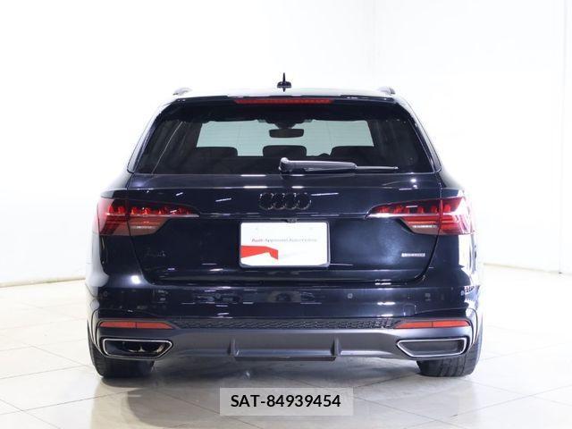 Audi A4 2022-06 1135713-22