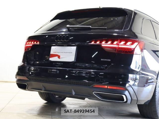 Audi A4 2022-06 1135713-24