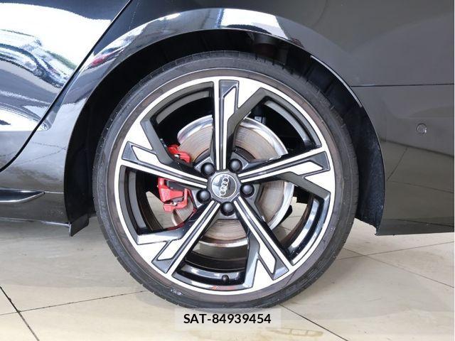Audi A4 2022-06 1135713-27