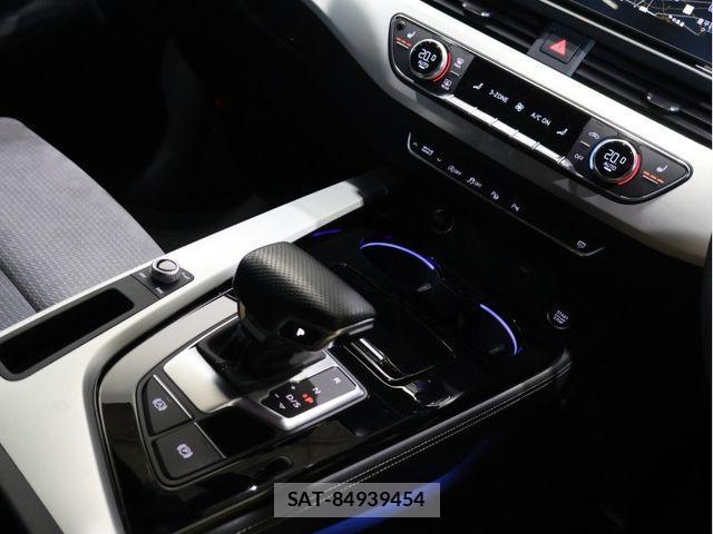 Audi A4 2022-06 1135713-4