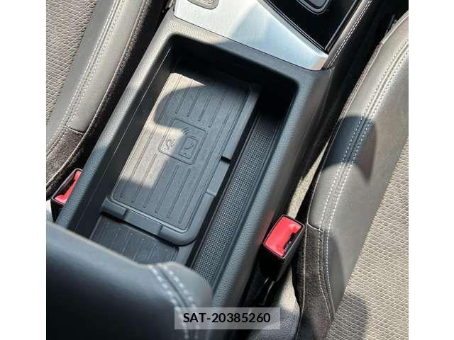 Audi A4 2021-06 1255415-18