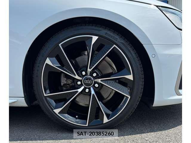 Audi A4 2021-06 1255415-7