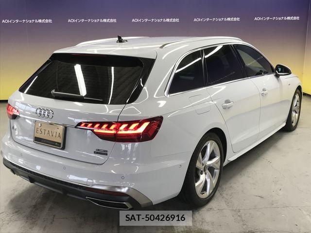 Audi A4 2022-03 1623619-11