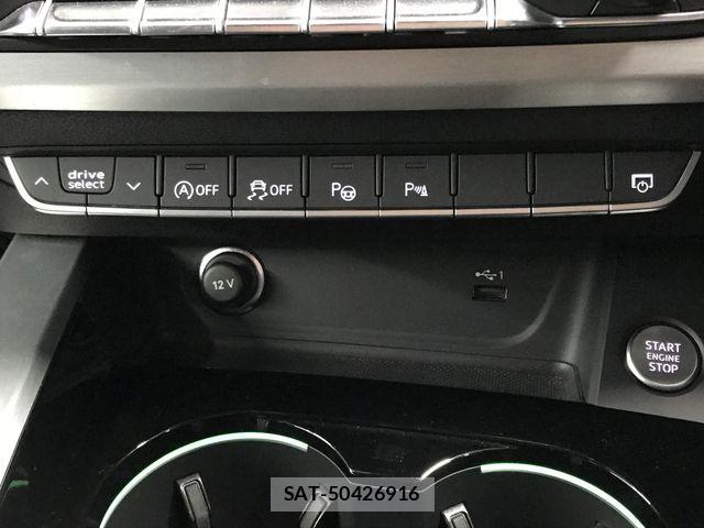 Audi A4 2022-03 1623619-26
