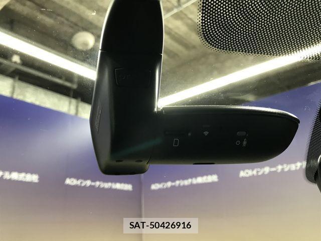 Audi A4 2022-03 1623619-29