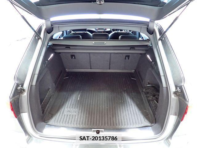 Audi A4 2017-02 1930693-23
