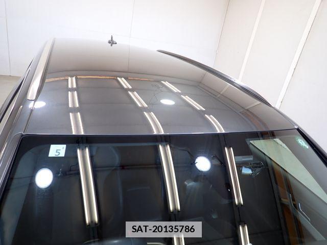 Audi A4 2017-02 1930693-8