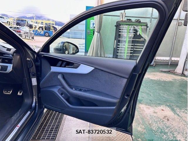 Audi A4 2022-12 2098655-10