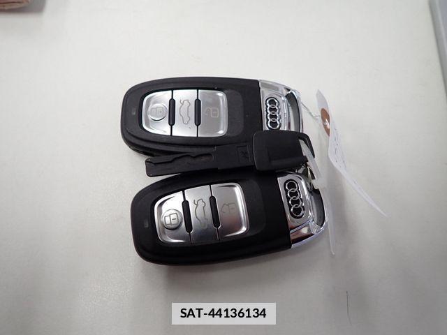 Audi A4 2014-12 2399865-26