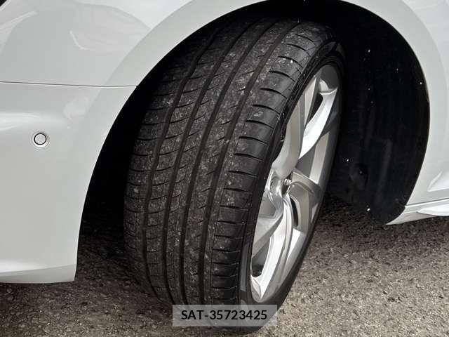 Audi A4 2019-06 3765263-6