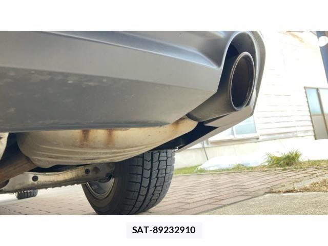 Audi A4 2017-10 3765266-11