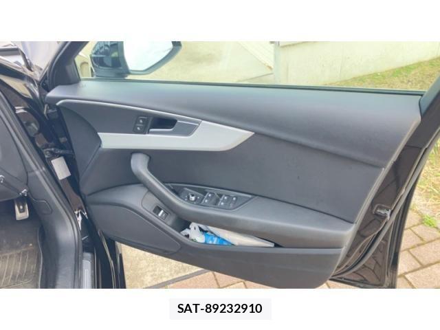 Audi A4 2017-10 3765266-13