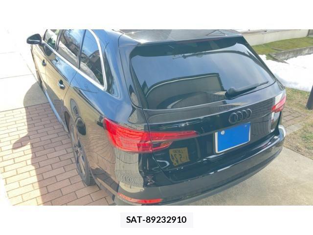 Audi A4 2017-10 3765266-2
