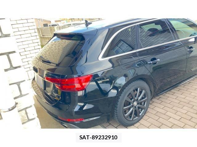 Audi A4 2017-10 3765266-3