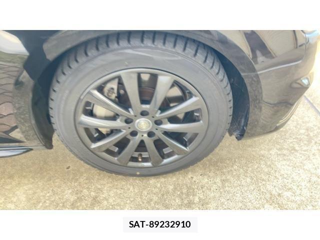 Audi A4 2017-10 3765266-6