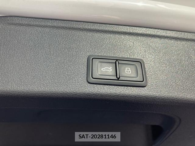 Audi A4 2021-03 4038547-5