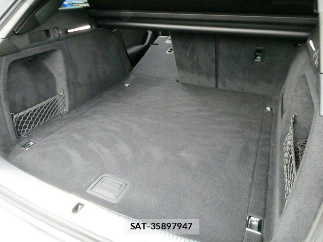 Audi A4 2022-11 4174581-12
