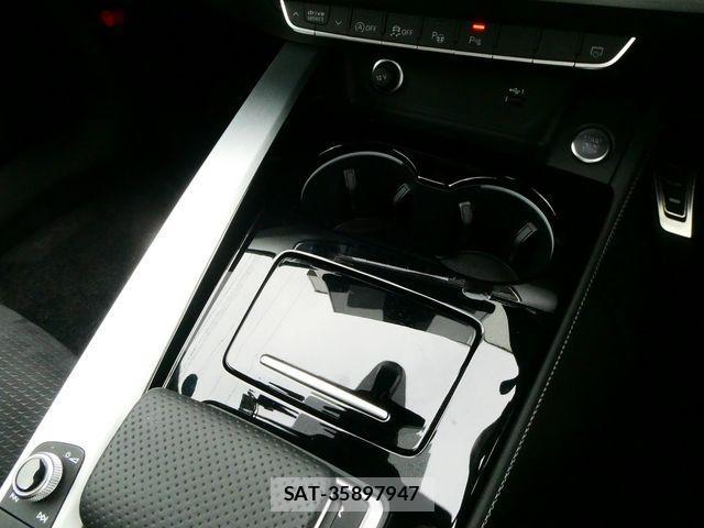 Audi A4 2022-11 4174581-15