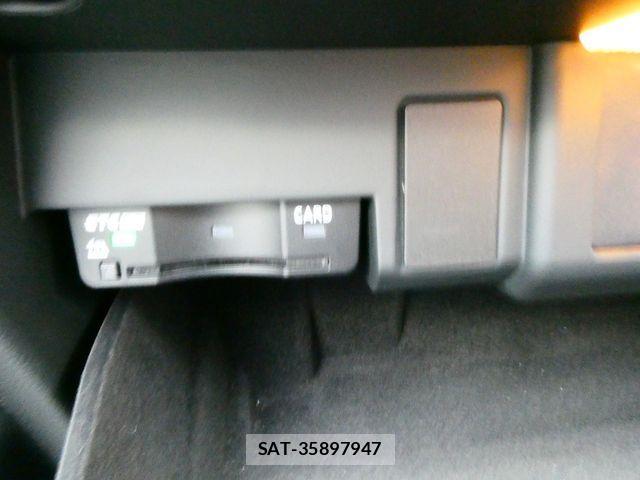 Audi A4 2022-11 4174581-19