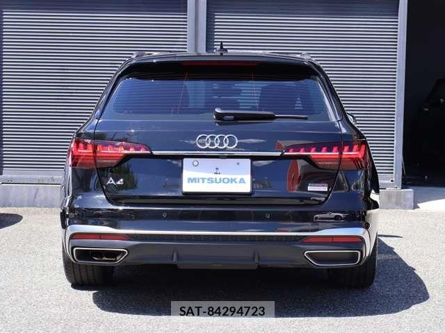 Audi A4 2023-05 4586959-4