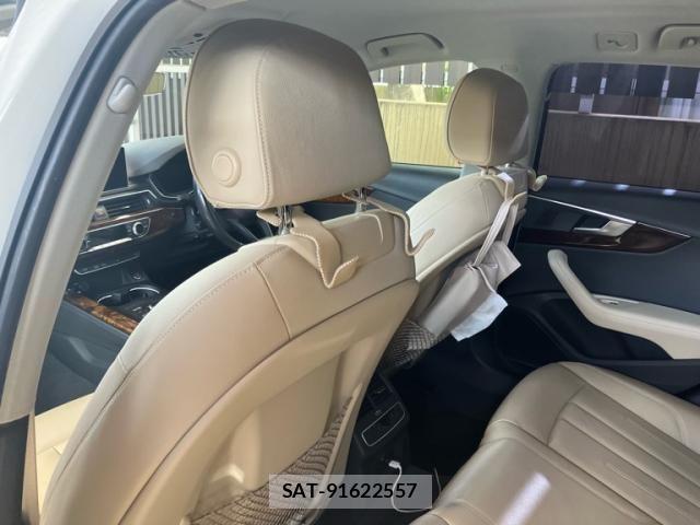 Audi A4 2016-06 4929938-10
