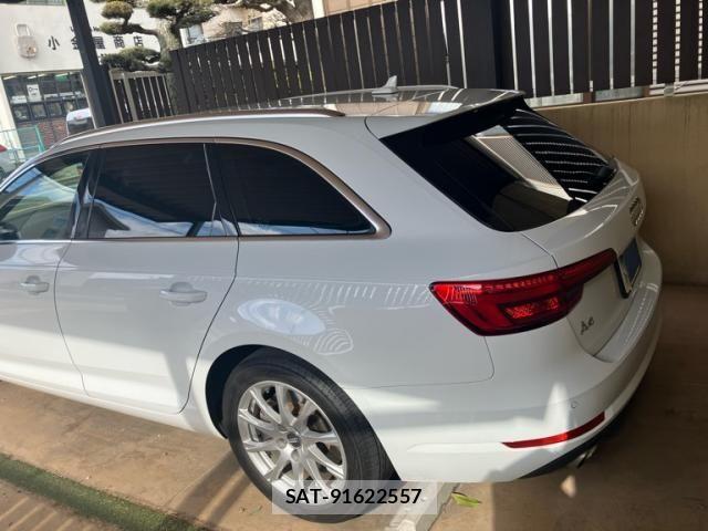 Audi A4 2016-06 4929938-2