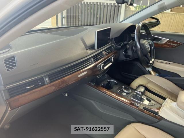 Audi A4 2016-06 4929938-8