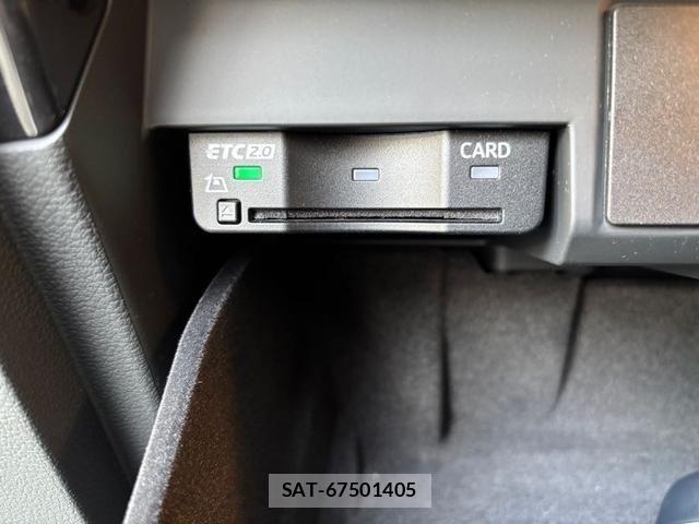 Audi A4 2023-02 4929920-9