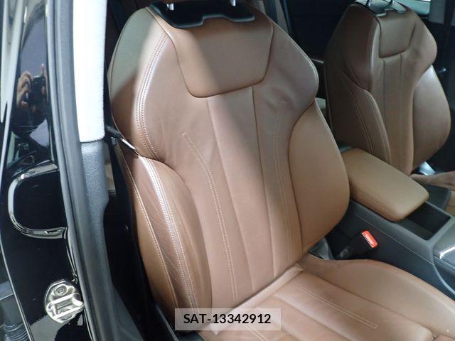 Audi A4 2019-09 6242188-21