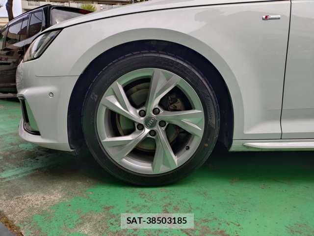 Audi A4 2019-11 6494959-10
