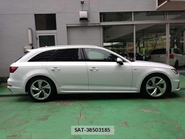 Audi A4 2019-11 6494959-15