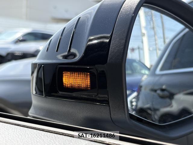 Audi A4 2023-06 6610591-9