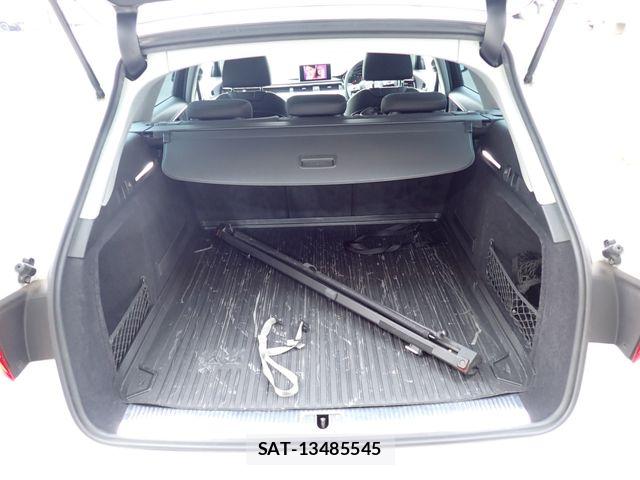 Audi A4 2017-03 6670296-24