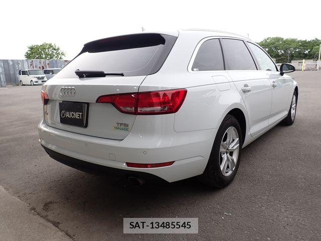 Audi A4 2017-03 6670296-7