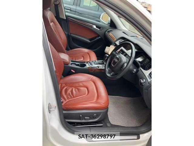 Audi A4 2009-05 6675024-9