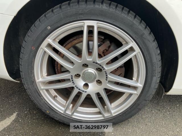 Audi A4 2009-05 6675024-5