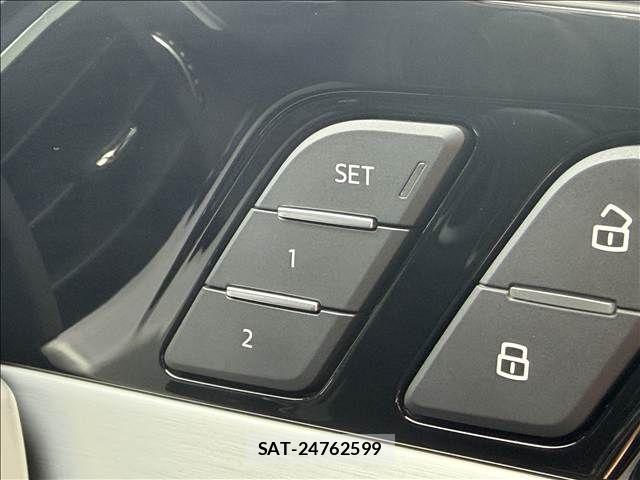 Audi A4 2023-01 6675023-13