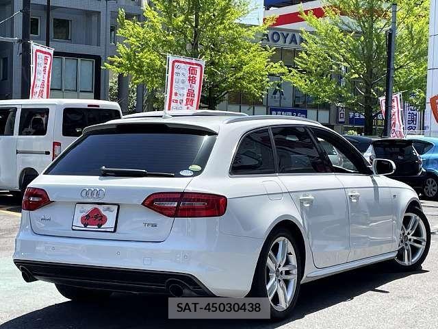 Audi A4 2015-06 6750895-2