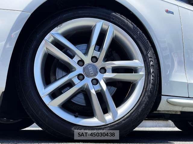 Audi A4 2015-06 6750895-3