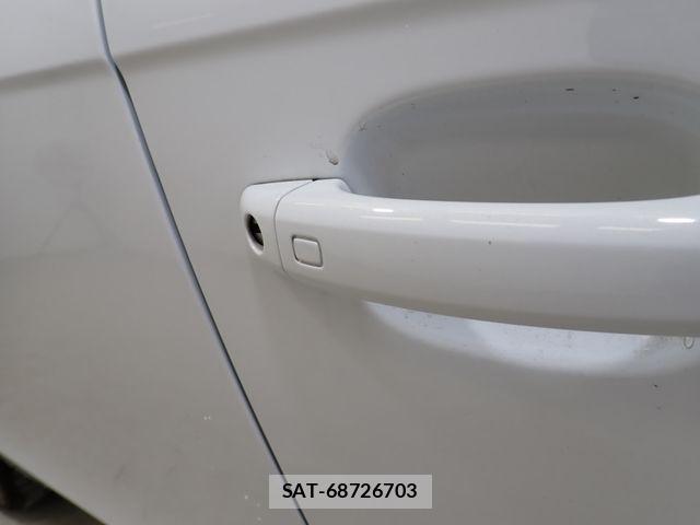 Audi A4 2013-11 6902233-11