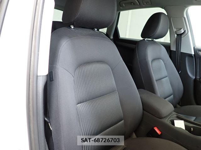 Audi A4 2013-11 6902233-20